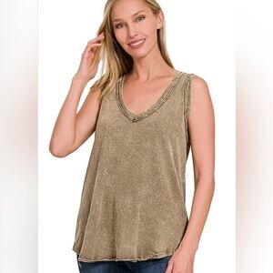 Zenana mineral crinkle washed Tank Top sleeveless mocha NEW